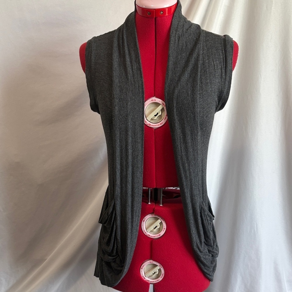 MM346 Zenana Outfitters Charcoal Gray Sleeveless Cardigan